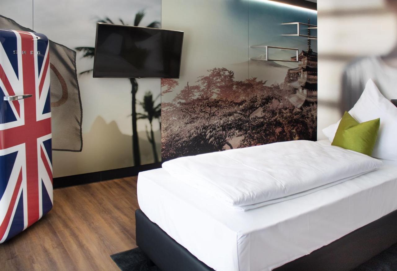 Swf By Wmm Hotel *